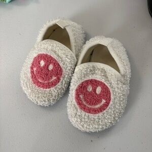 BRAND NEW SLIPPERS